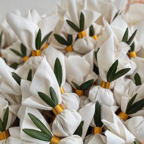 ΠΟΥΓΚΙ ΜΑΝΤΗΛΙ ΜΕ ΕΛΙΑ