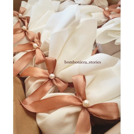 ΜΑΝΤΗΛΙ ΜΕ ΠΕΡΛΑ