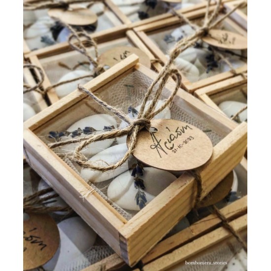 ΞΥΛΙΝΟ ΚΟΥΤΑΚΙ ΜΕ ΛΕΒΑΝΤΑ